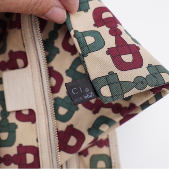 Authentic Gucci Sherry line Small tote with horsebit Interior with GUCCI - Picture 16 of 16